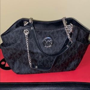 Michael kors chain purse